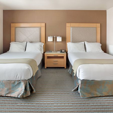 Holiday Inn Express Monterey - Cannery Row By Ihg Buitenkant foto