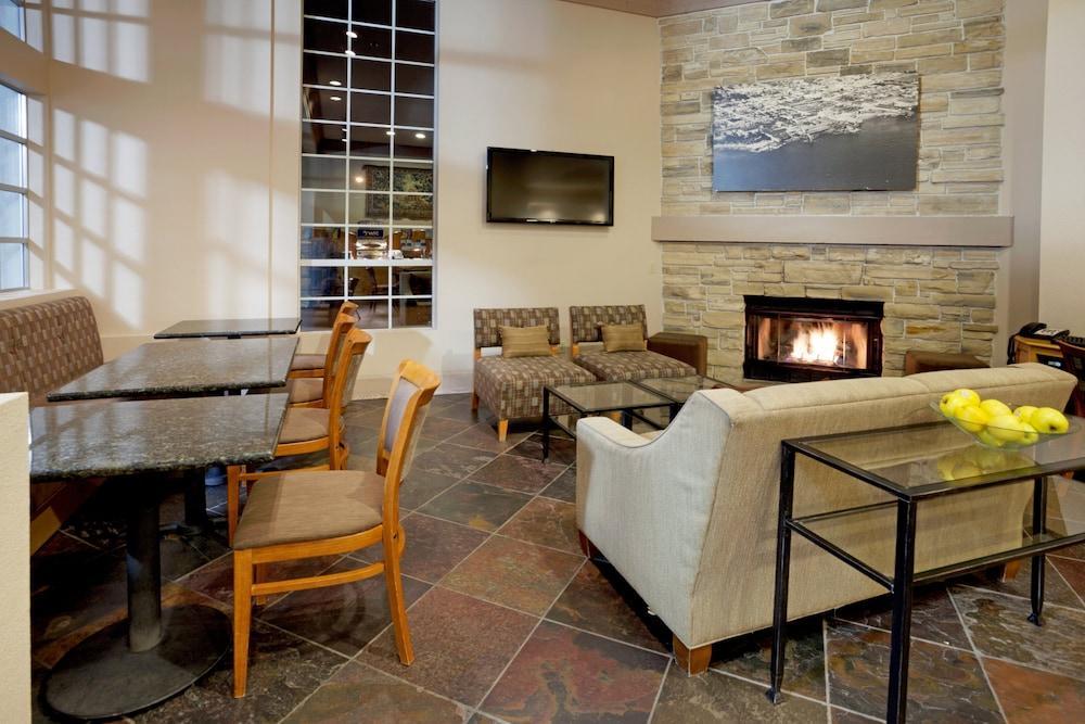Holiday Inn Express Monterey - Cannery Row By Ihg Buitenkant foto