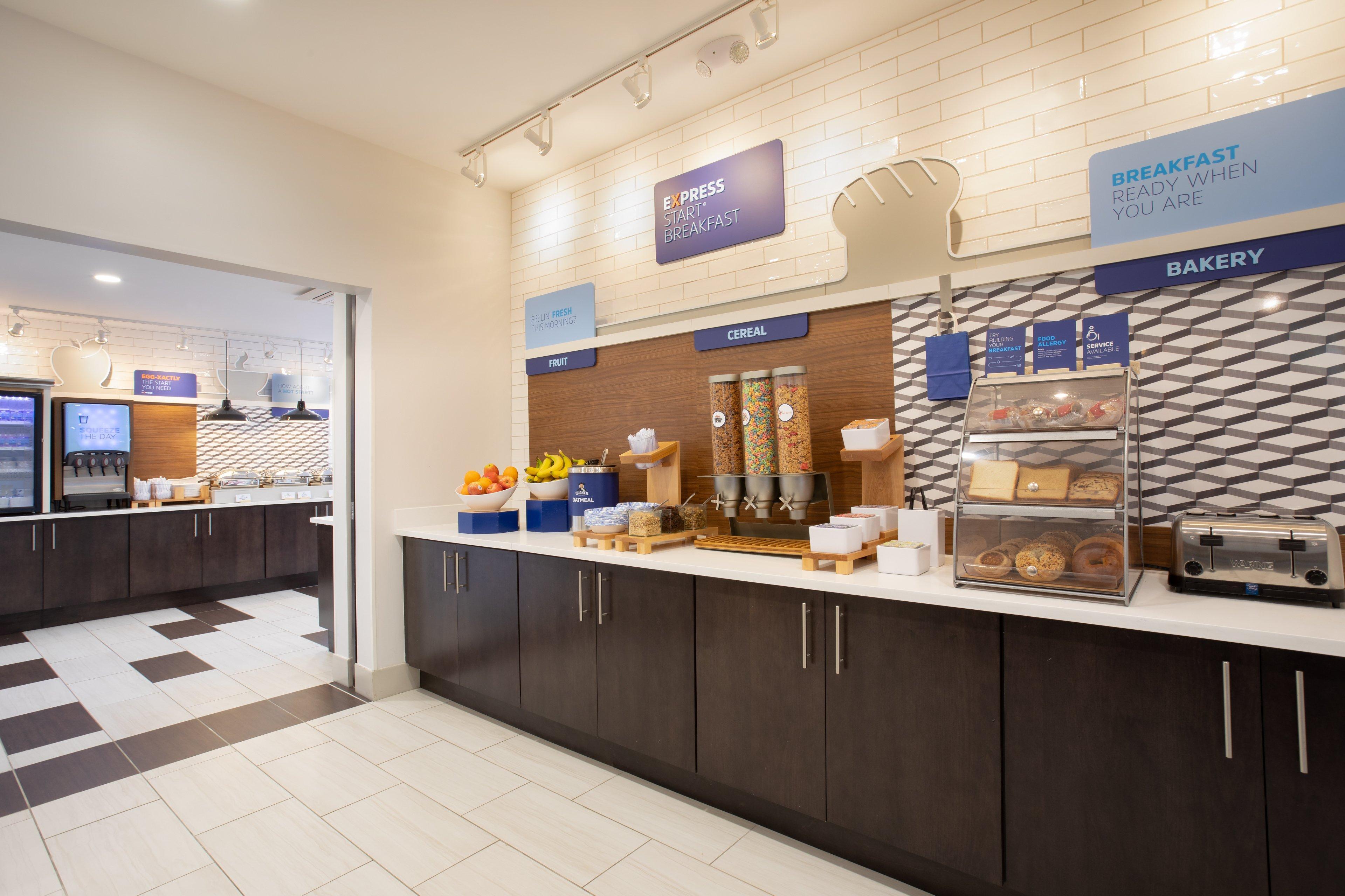 Holiday Inn Express Monterey - Cannery Row By Ihg Buitenkant foto