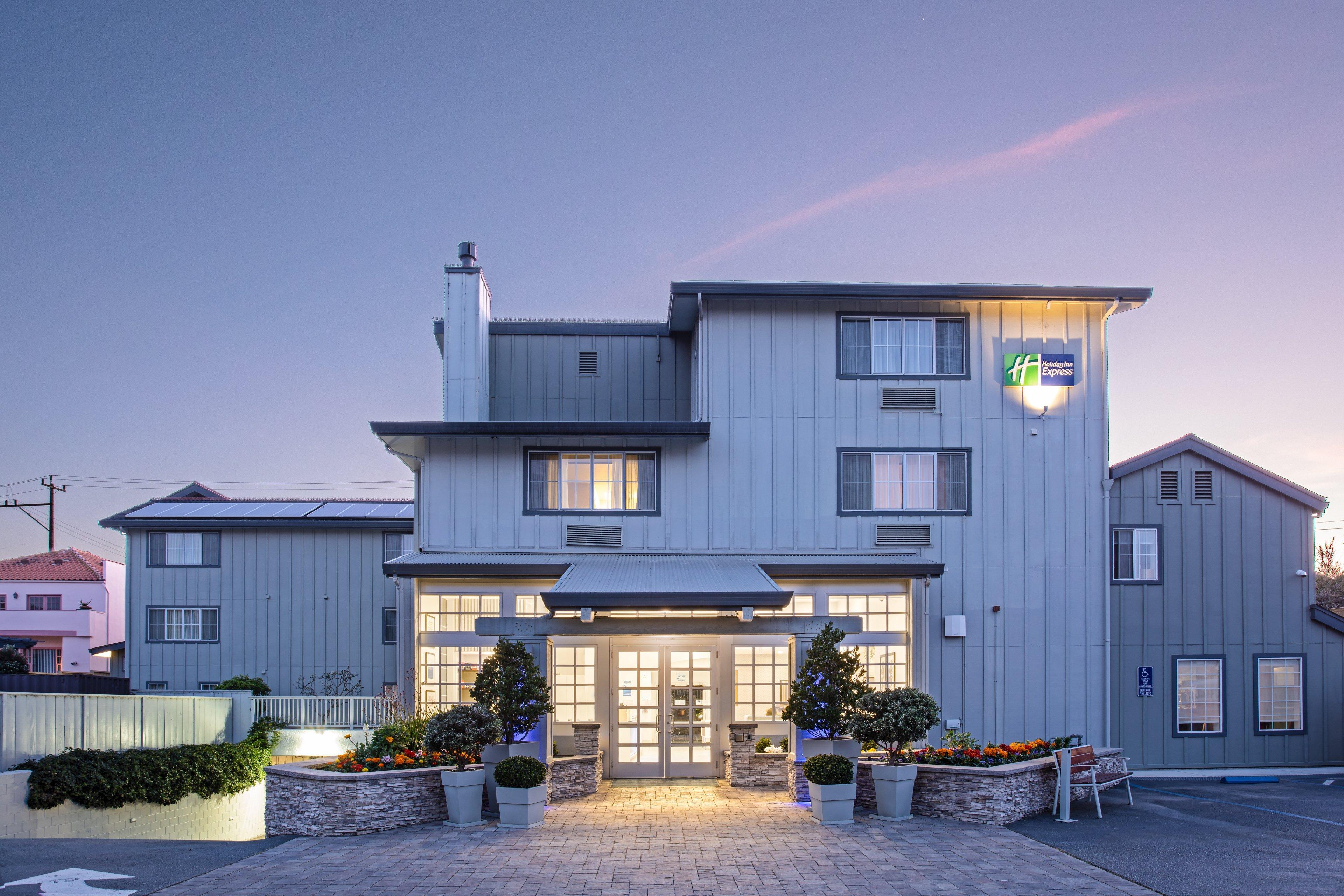 Holiday Inn Express Monterey - Cannery Row By Ihg Buitenkant foto