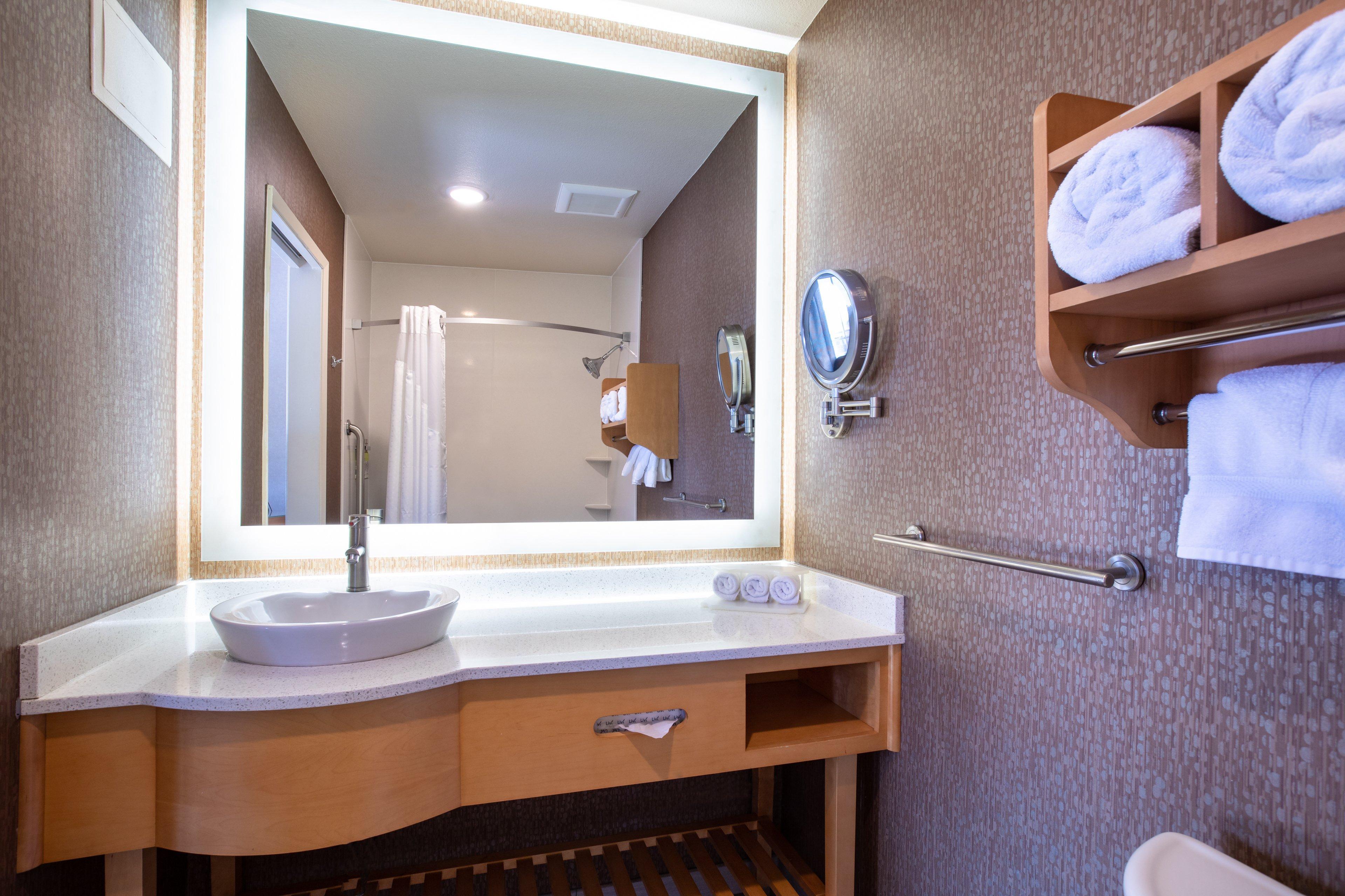 Holiday Inn Express Monterey - Cannery Row By Ihg Buitenkant foto