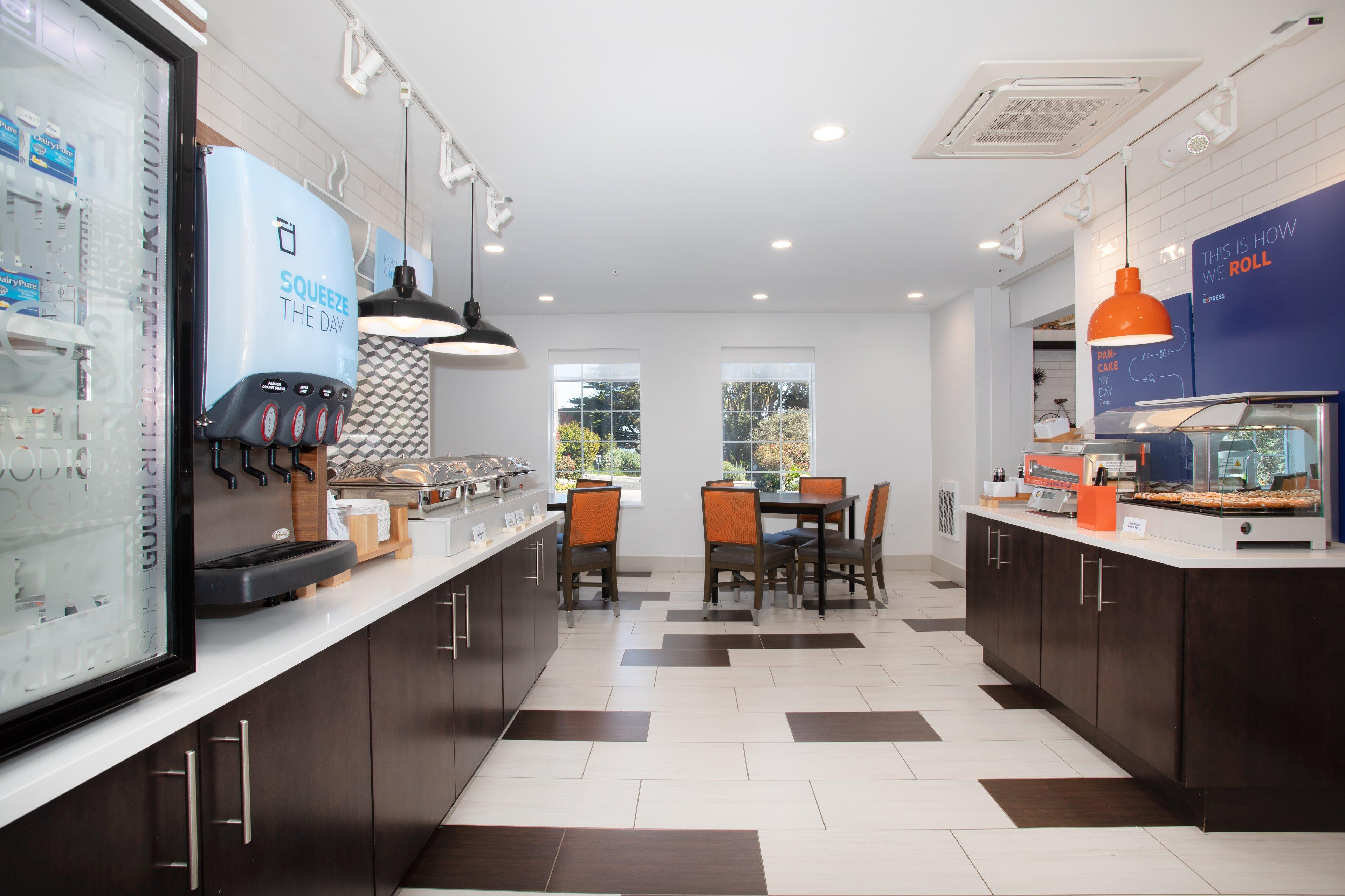 Holiday Inn Express Monterey - Cannery Row By Ihg Buitenkant foto
