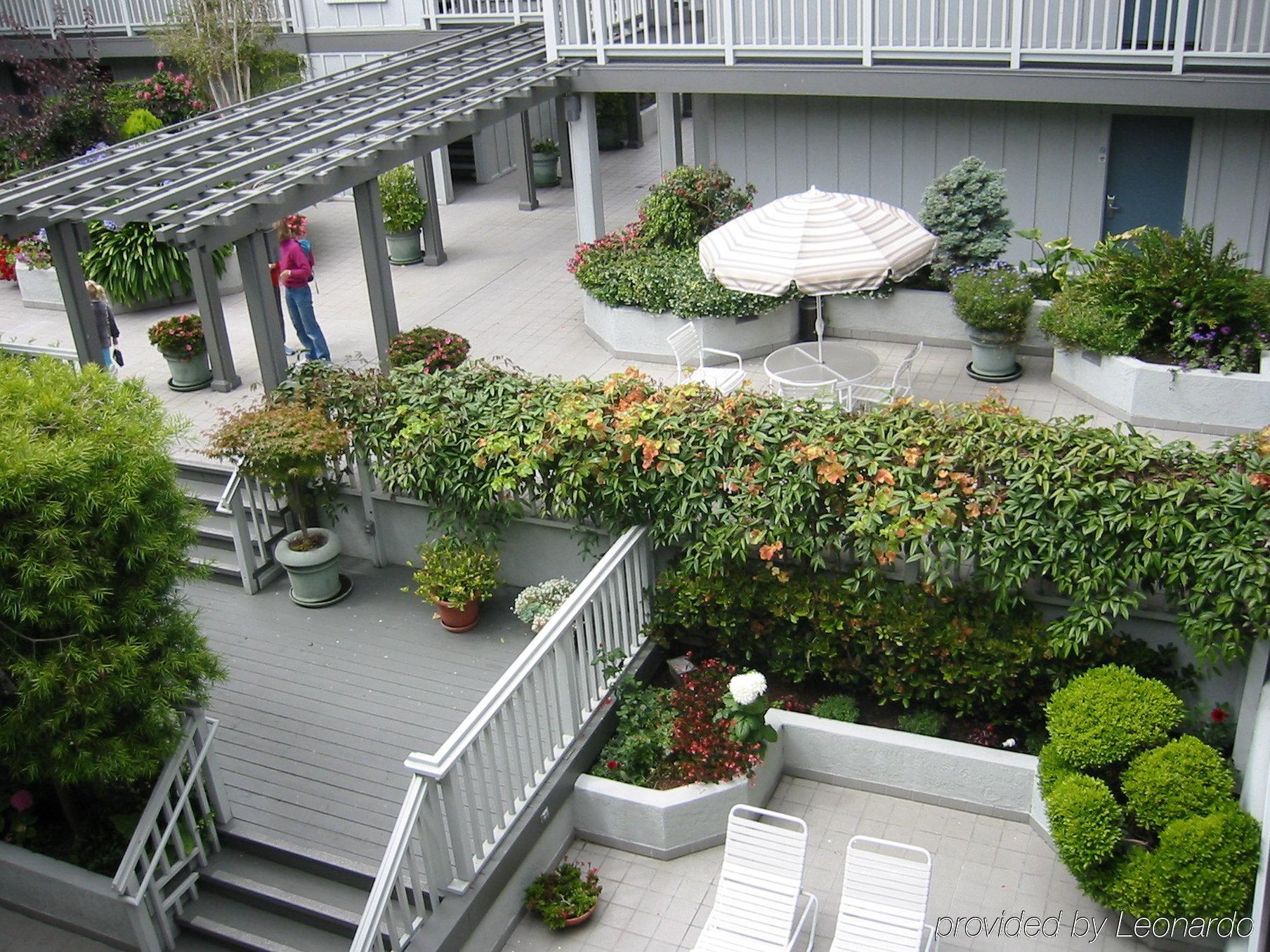 Holiday Inn Express Monterey - Cannery Row By Ihg Buitenkant foto